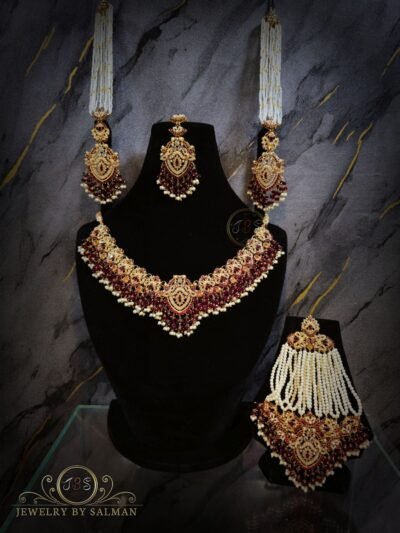Necklace Set