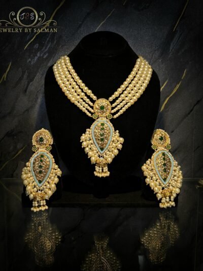 Necklace set
