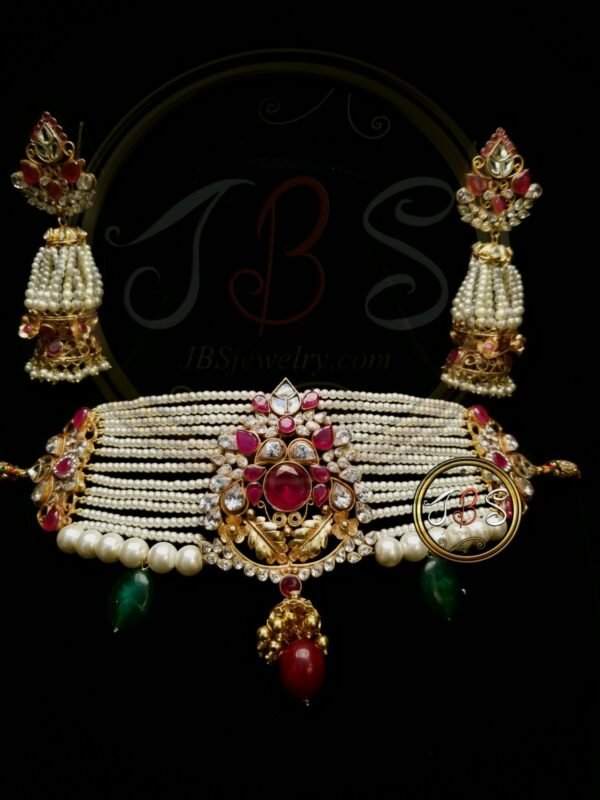 Choker set